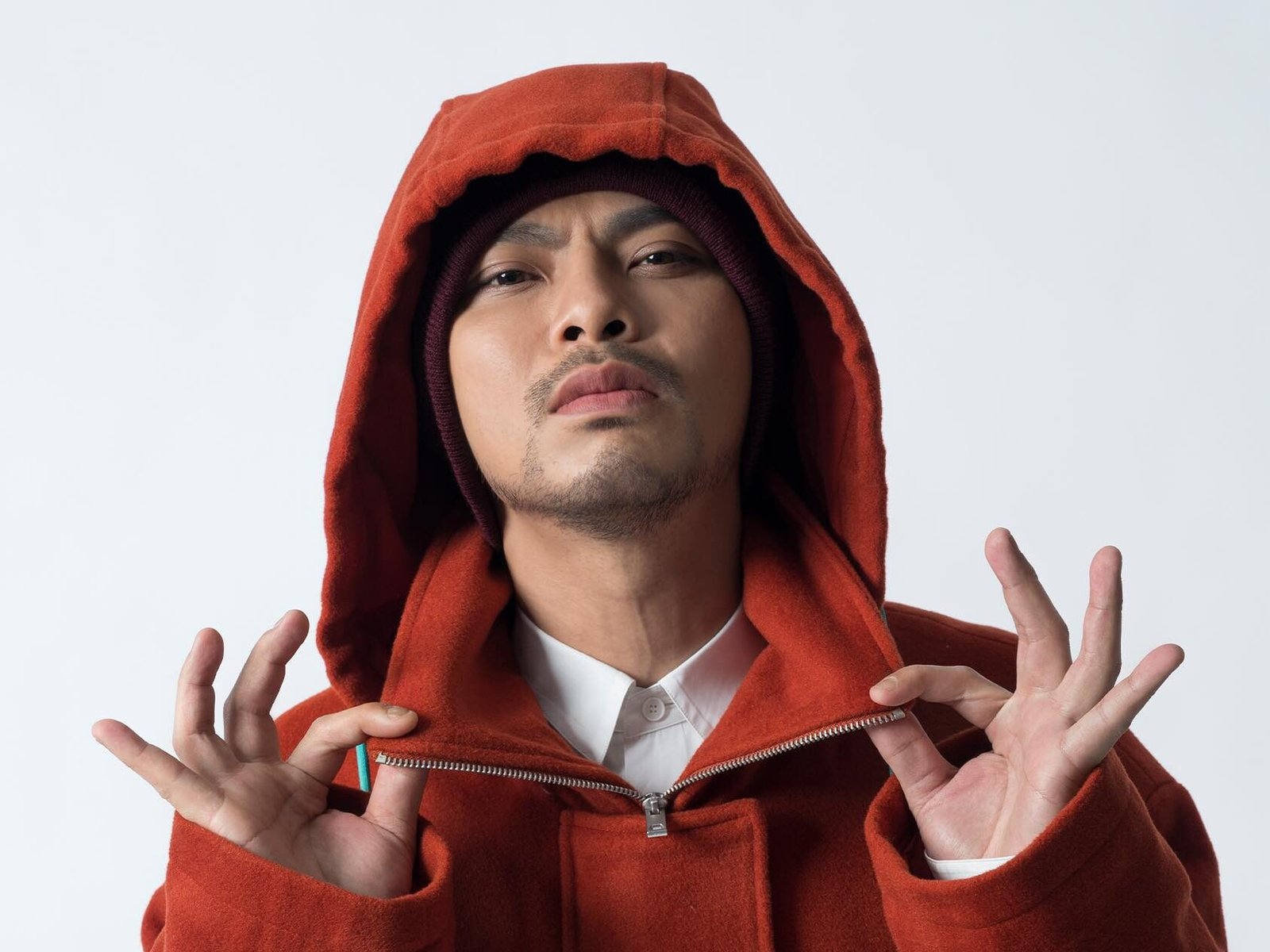 ”黄明志涉毒“