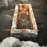 《1700 年从未被打扰的罗马石棺，被开启那一刻，全世界都屏住了呼吸》