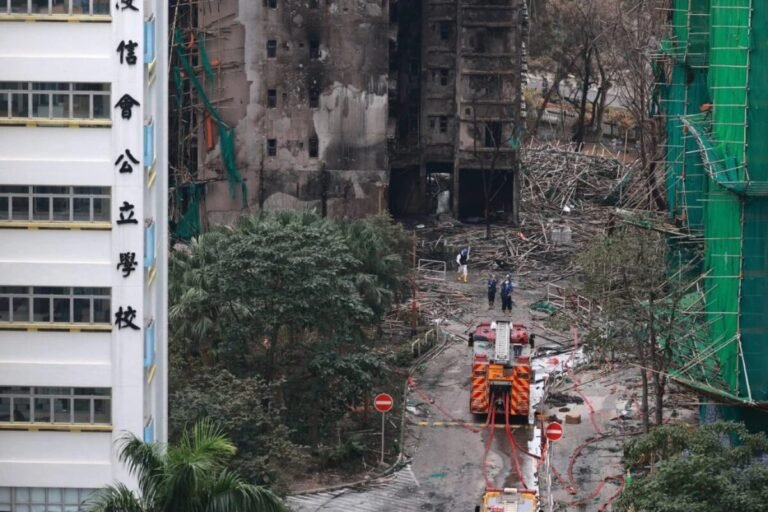 159 死后的警示：宏福苑惨剧逼城市重新思考住宅安全！