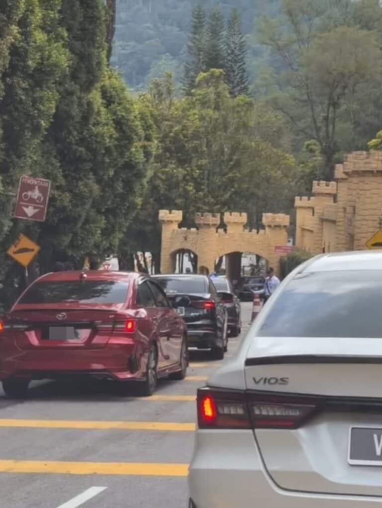 云顶高原周大福珠宝店遭武装打劫，警方封锁下山路段实施路障盘查