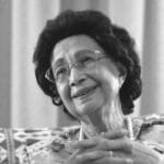敦西蒂哈斯玛辞世享寿100岁：马来西亚首位马来女医生、前首相伴侣走完世纪人生