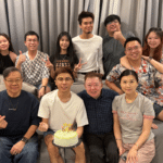 不只写过《古惑仔》！这位香港电影老将专程飞来马来西亚，首站就见Dr Kervis 苏才育？