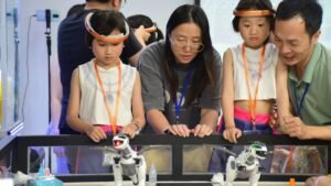 香港首间脑电科技教学学校：屯门台山商会学校以游戏画面让专注力”现形”