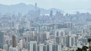香港金管局推动工商物业再融资，同步严打大厦维修围标行为